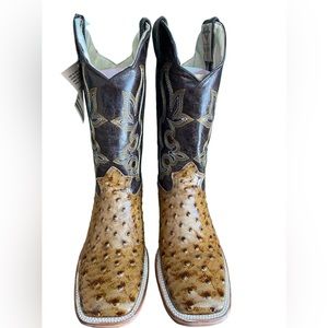 Trotamundo Ostrich Square Toe Boots